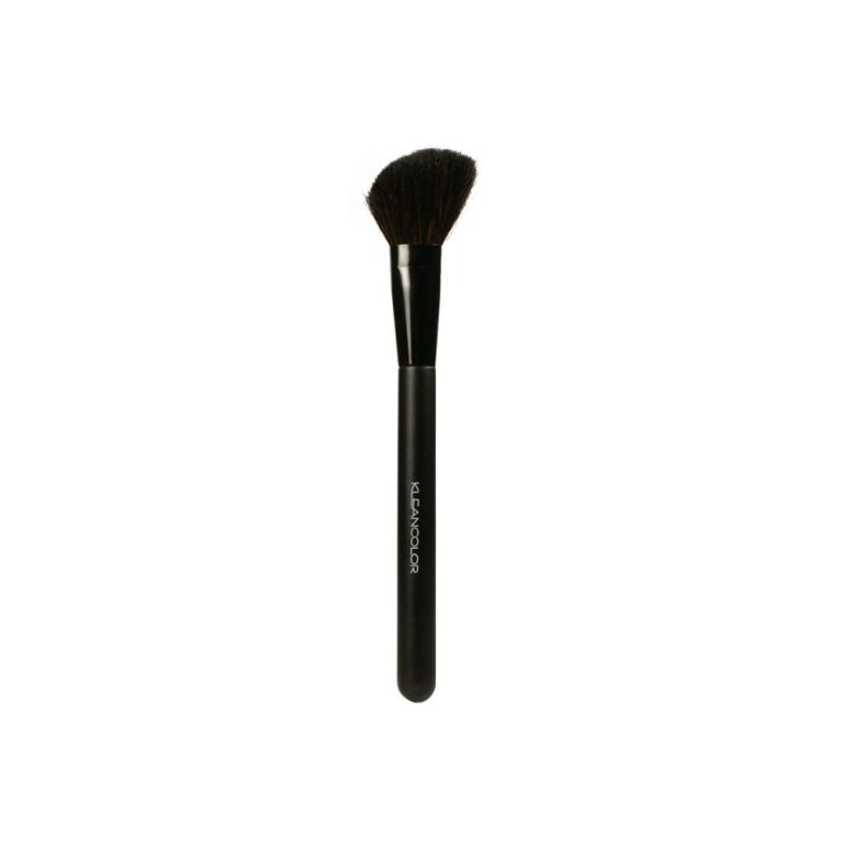 Angled Blush Brush CB757
